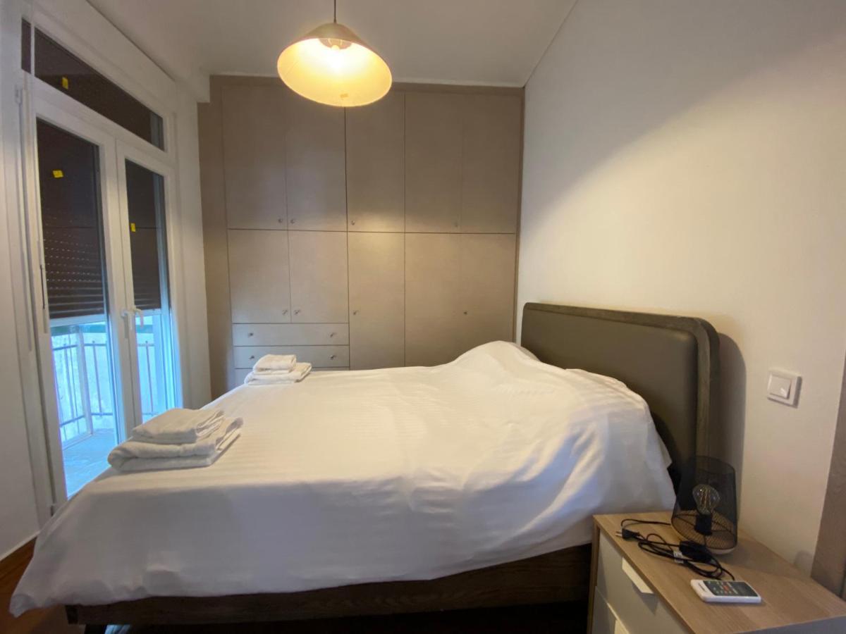 Galaxy Home Spacious & Renovated Apartment Афины Экстерьер фото