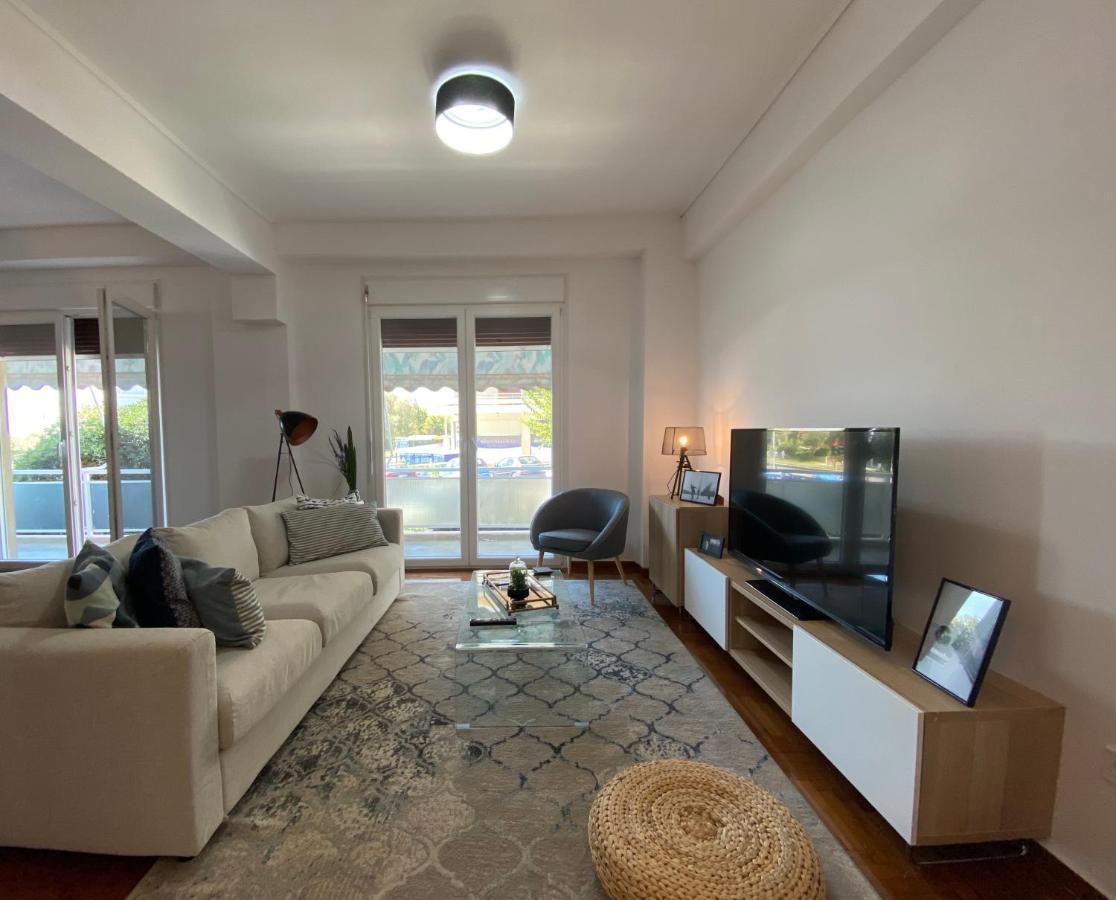 Galaxy Home Spacious & Renovated Apartment Афины Экстерьер фото